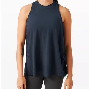 Lululemon All tied up tank size 10 navy